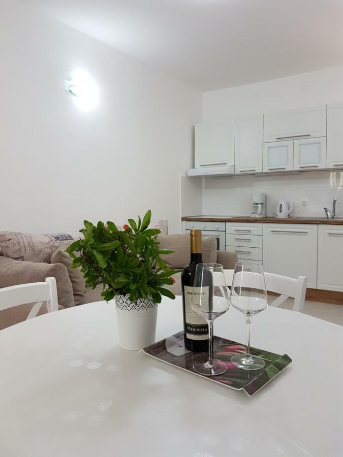 Apartmani Luka & Iva Šibenik Buitenkant foto
